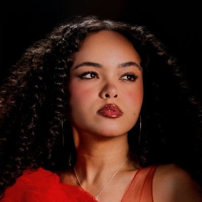 joycealanee's profile picture