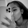 𝒱𝒾𝑜𝓁𝑒𝓉 𝐵𝒶𝓊𝒹𝑒𝓁𝒶𝒾𝓇𝑒's profile picture