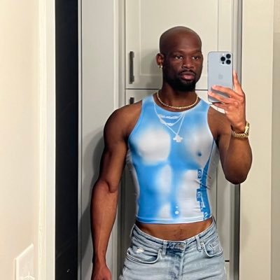 YxngDee's profile picture