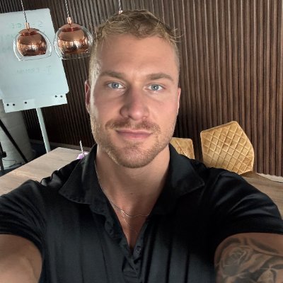 bossinstinctx's profile picture