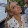 Profilbild von em (fan account)