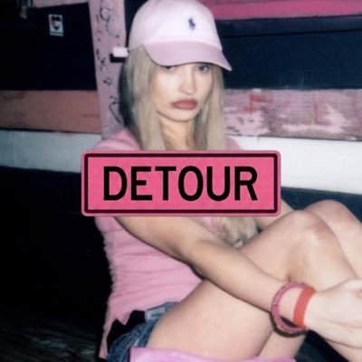 ᴋʏʟᴇ ʀᴏʙʙ👚's profile picture