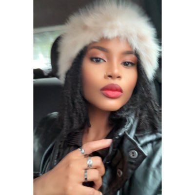 Rosa 🌹's profile picture