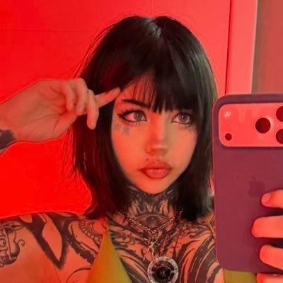 triplex_celeste's profile picture