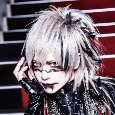剣 Guitarist's profile picture