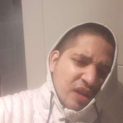 ozzie8811's profile picture