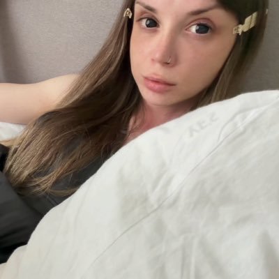 Ellie 🏳️⚧️'s profile picture