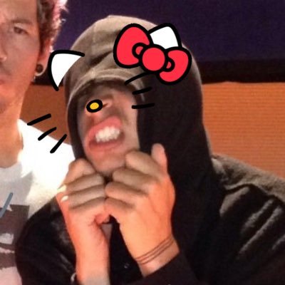 løla / cbus 10/17's profile picture