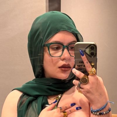 Alizathejew's profile picture