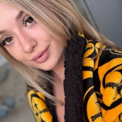 Honey Rae's profile picture