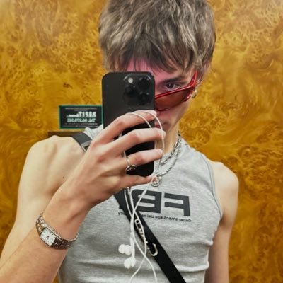thimofei's profile picture