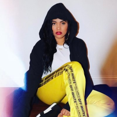 Mils 🤍's profile picture