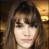 Profilbild von Adriana Menezes