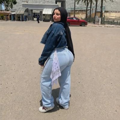 ุณุงุฑู ู ูุฑูู
's profile picture