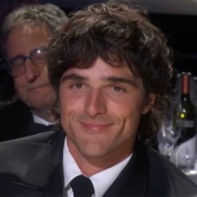 vamphndrxx's profile picture