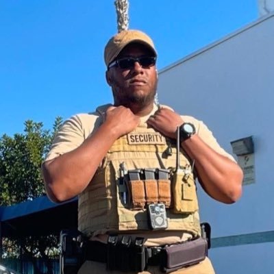 SNEAKO's profile picture