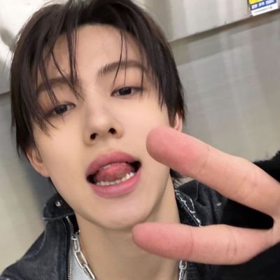 eyanbiel's profile picture