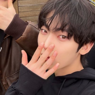qtyeonj's profile picture