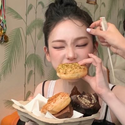 yu⋆'s profile picture