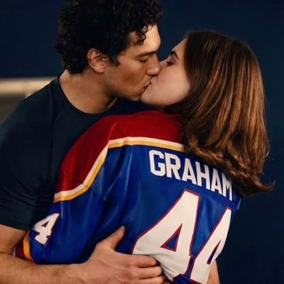 𝑽𝒂𝒏𝒆𝒔𝒔𝒂 ~Serie tv addicted 💞's profile picture