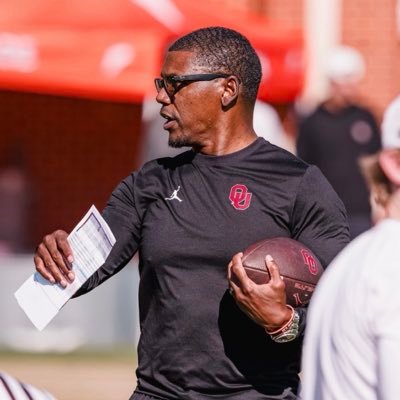 Deland McCullough's profile picture