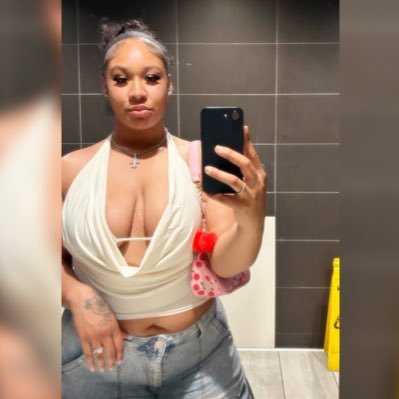 MsFineeThicckum's profile picture