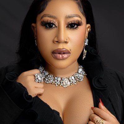 Moyo Lawal's profile picture