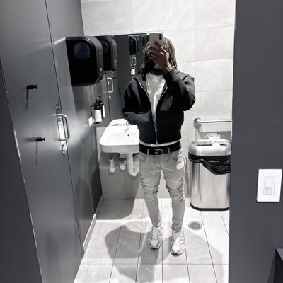 BIGLVM's profile picture