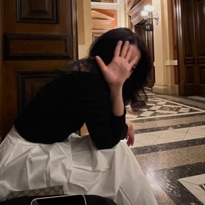 𝑆𝑛𝑜𝑤's profile picture