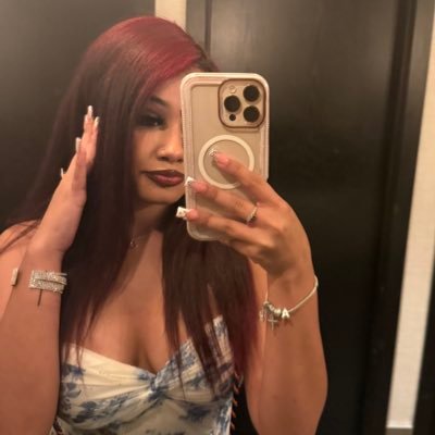 izzyana_luv's profile picture