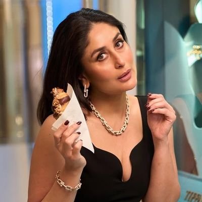 I am Kareena Kapoor Khan's profile picture