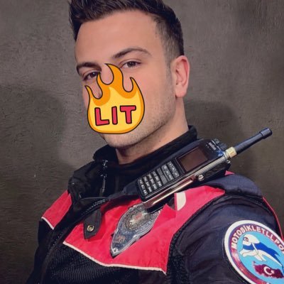 👮♂️'s profile picture