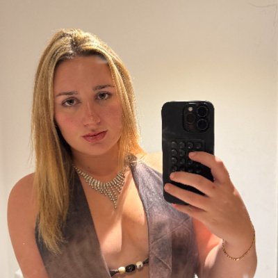 Chloe's profile picture