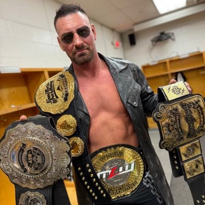DONOVAN DIJAK's profile picture