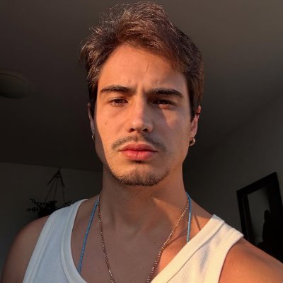 julio's profile picture