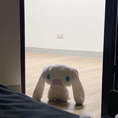 urimiyanya's profile picture