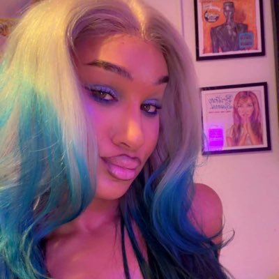 Alina Uncut's profile picture