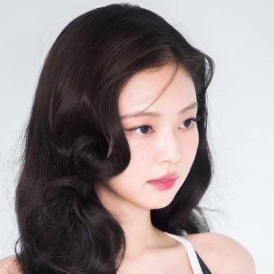 koops 🧛‍♀️✨'s profile picture