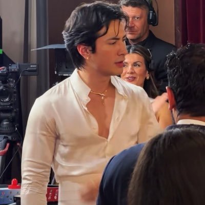 ˙⋆✮hollanovholiic's profile picture