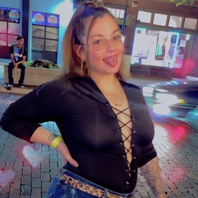 LoveChavaughn's profile picture