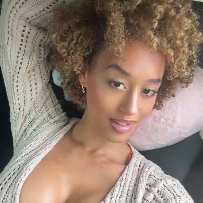 STORMI MAYA's profile picture