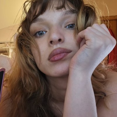 shroomypixy's profile picture