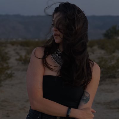 Julie's profile picture