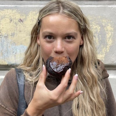 ecececcio's profile picture