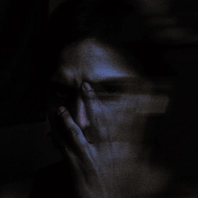 laugh.'s profile picture