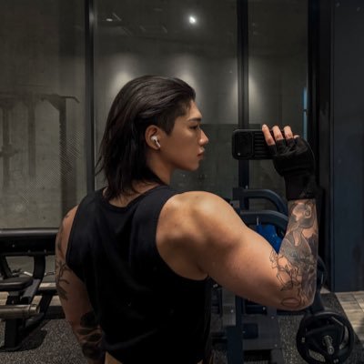 kq1_186's profile picture