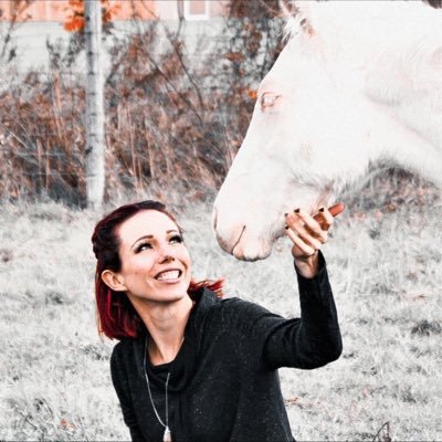ashleybrianaeve's profile picture