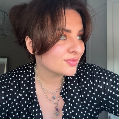 Lauren Clare 🌙's profile picture