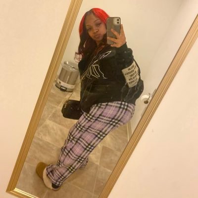 Pretty_Feet_09's profile picture