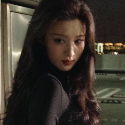 ⋆'s profile picture